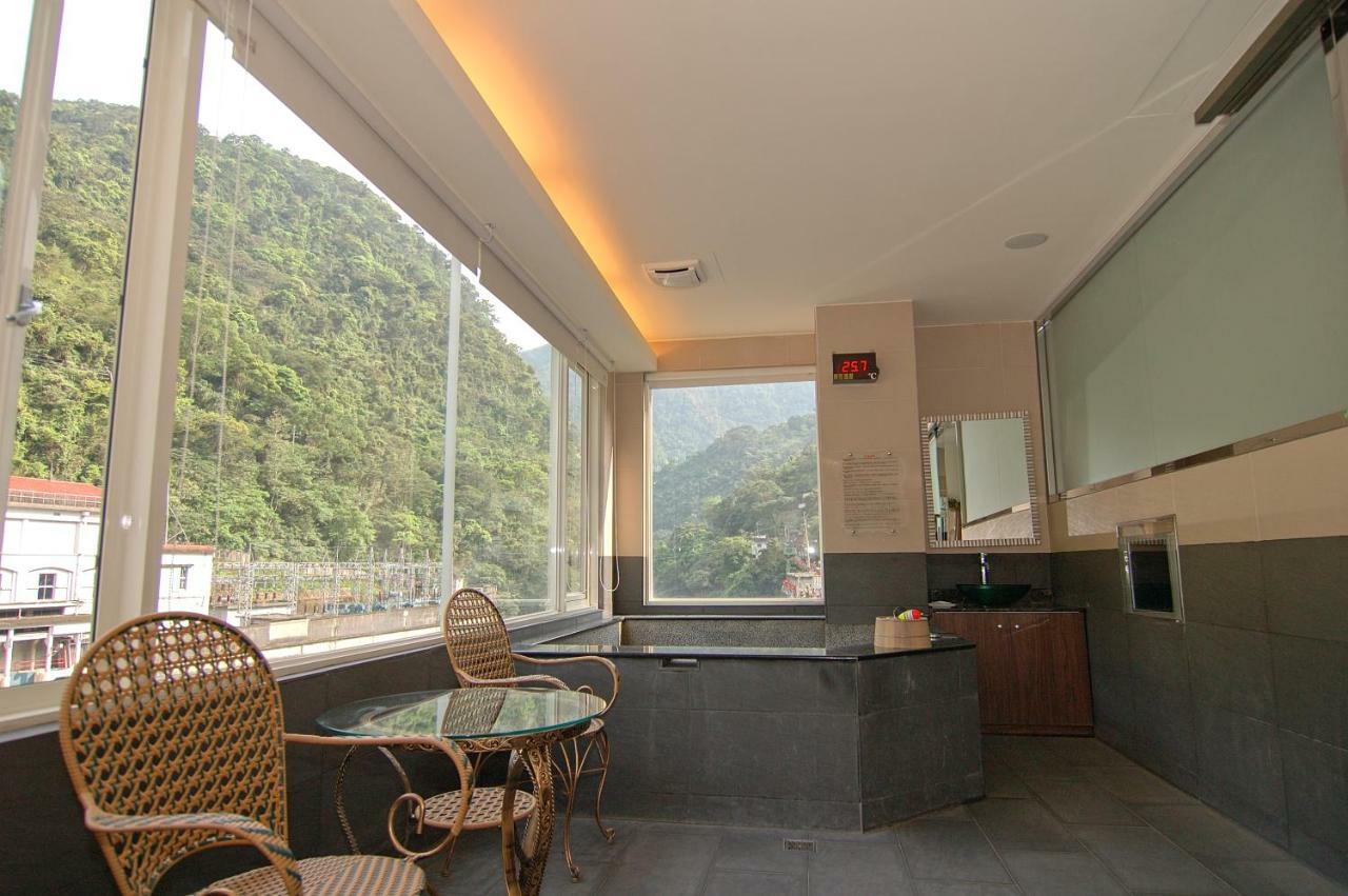 Hoya Hot Spring Inn Wulai Esterno foto